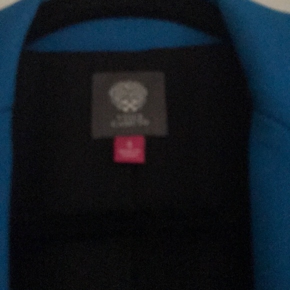 Dress suit - Picture 5 of 5